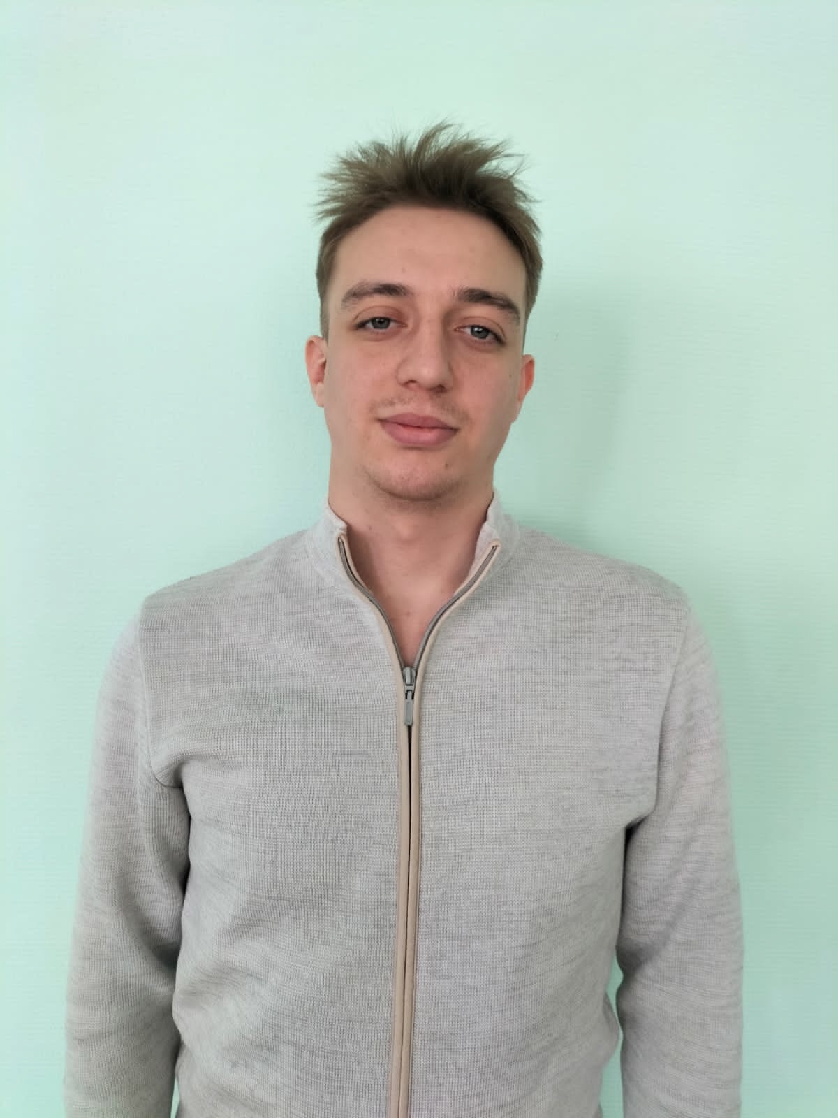 Шахт Алексей Сергеевич.
